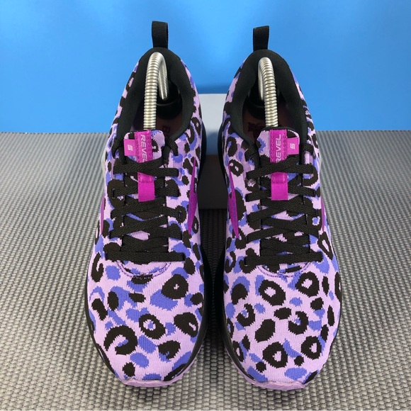 Brooks Revel 5 Cheetah Print Running Shoes (NEW, women’s, Black Purple) - Picture 2 of 7
